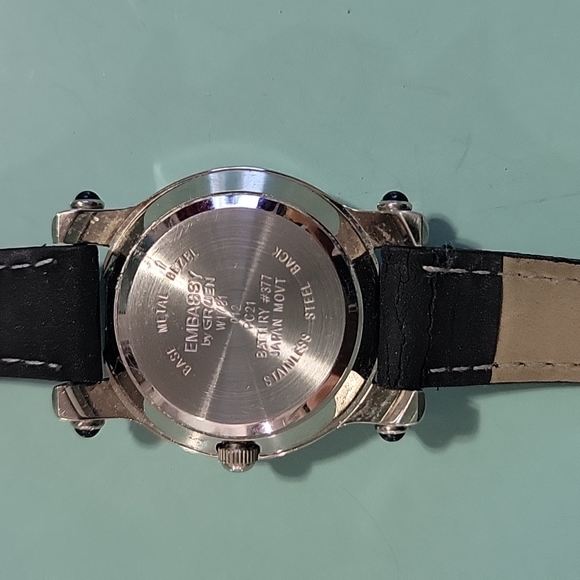 Embassy by Gruen w/floating Crystals inside Watch - Picture 4 of 4